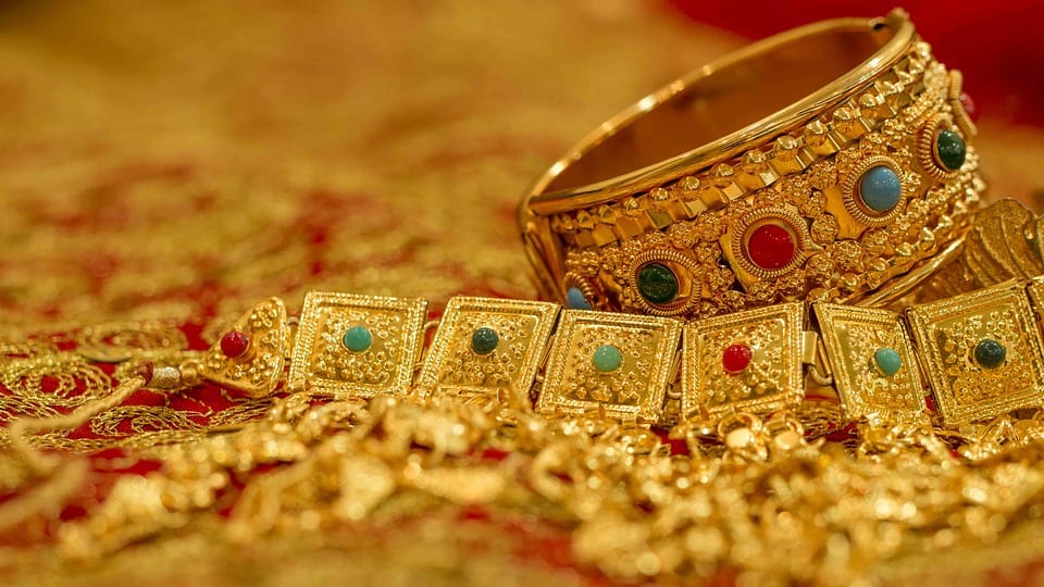 Investing in Gold and Gold ETFs